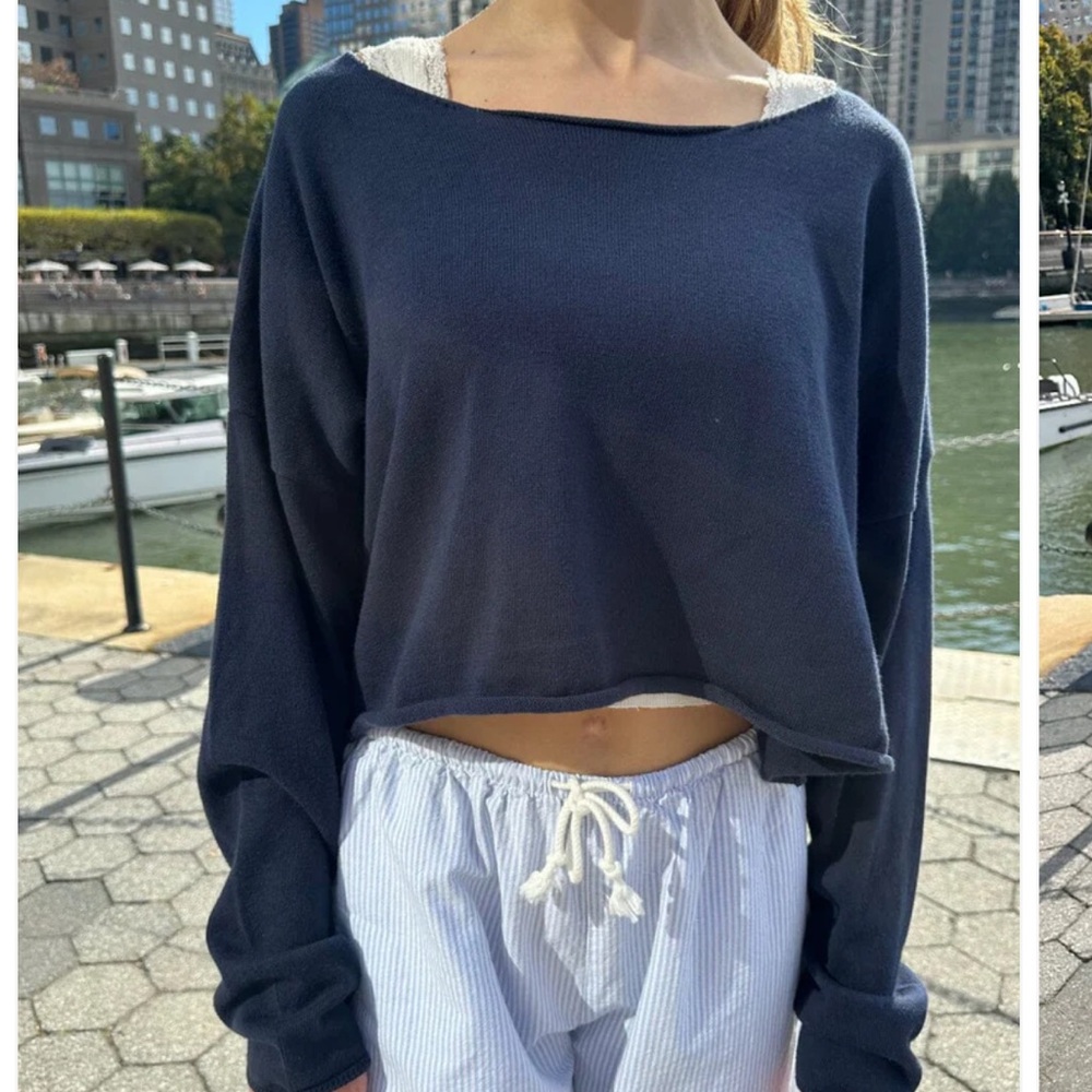 Brandy Melville Cameron Cropped Swear in Navy Blue